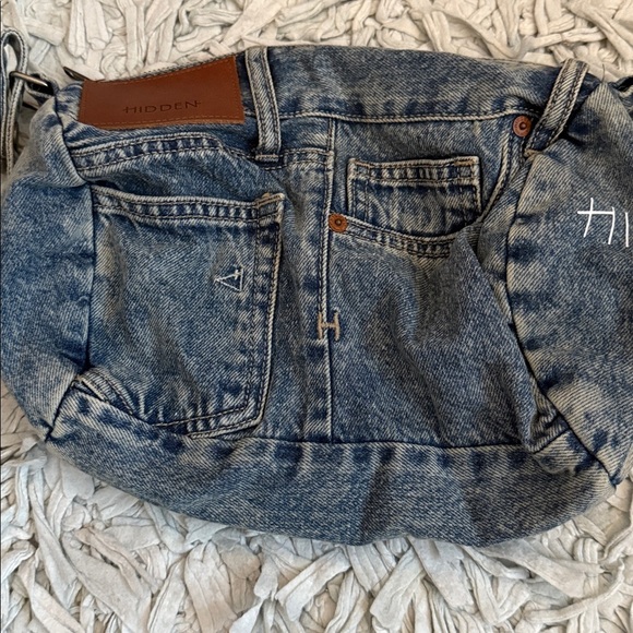 Hidden Los Angeles Denim Crossbody Bag - Picture 3 of 5